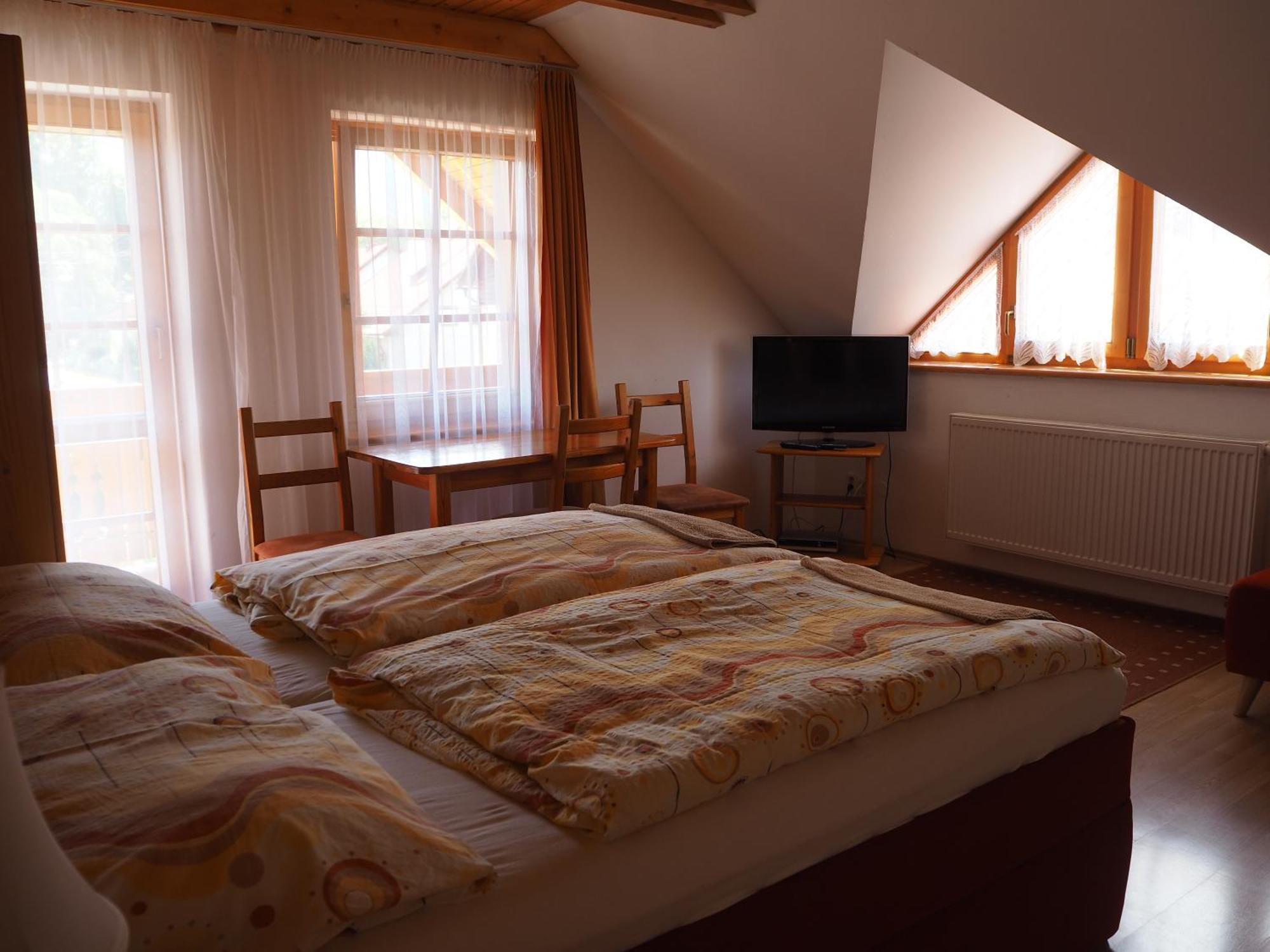 Privat Alenka Hotel Liptovsky Mikulas Exterior photo